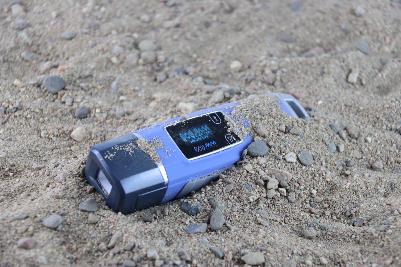 JWM V8/T8 sand burial test